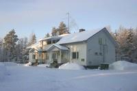 Off the trails Martinselkonen cabin